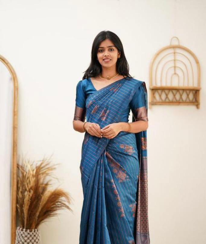 Beleaguer Rama c Saree With Dissemble Blouse Piece