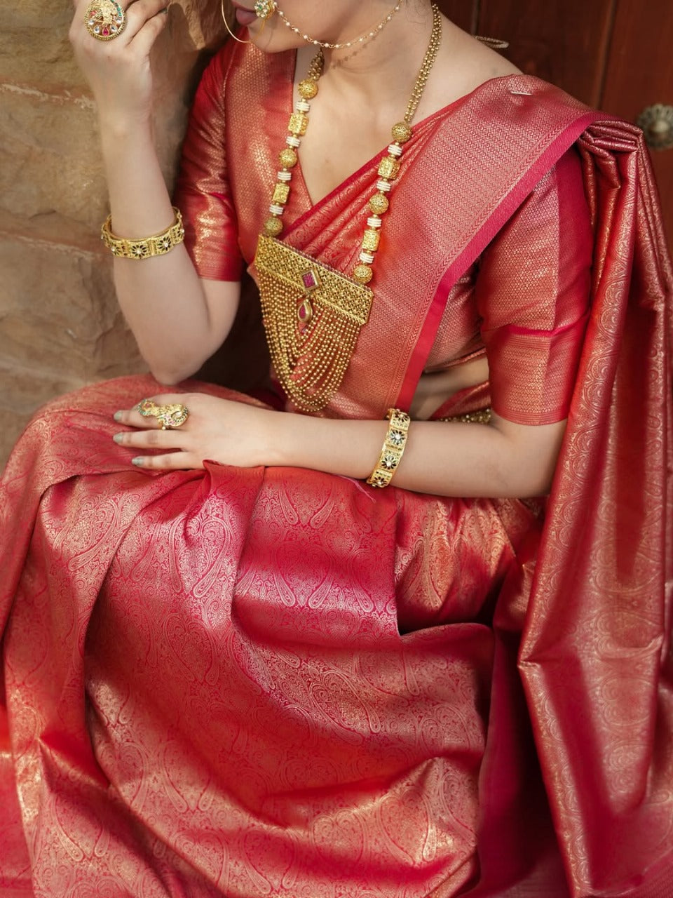Prettiest Red Soft Silk Saree With Delectable Blouse Piece