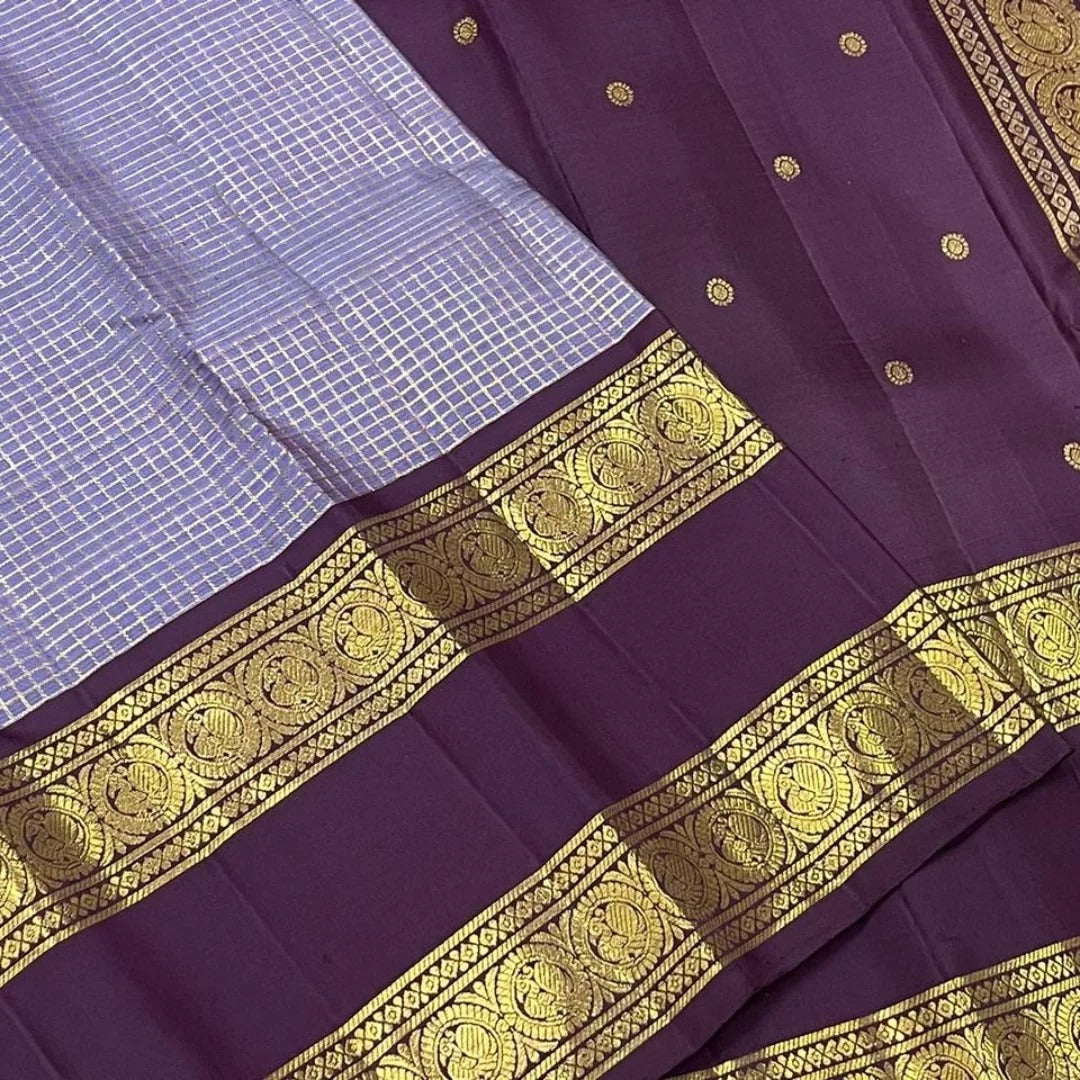 Enticing Lavender Soft Silk Saree With Evocative Blouse Piece