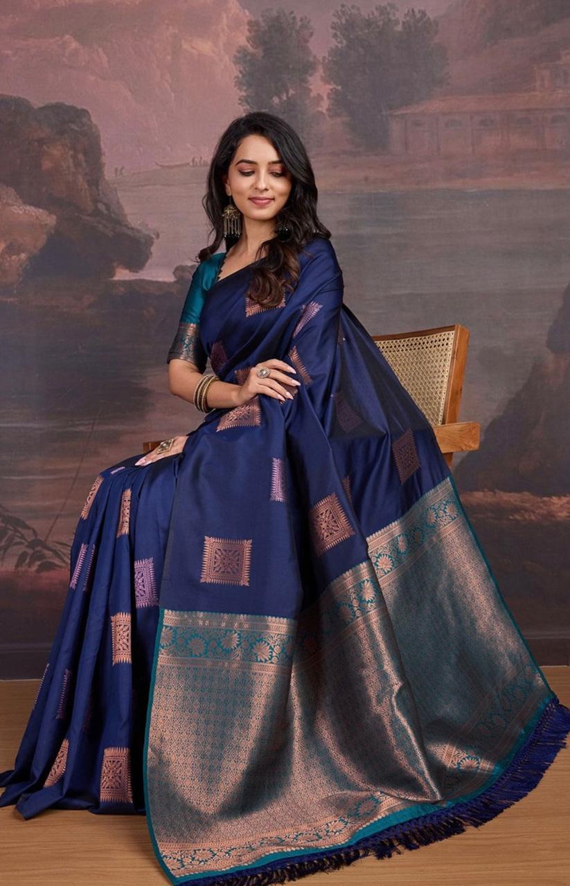 Beaytiful Navy Blue Soft Silk Saree With Innovative Blouse Piece