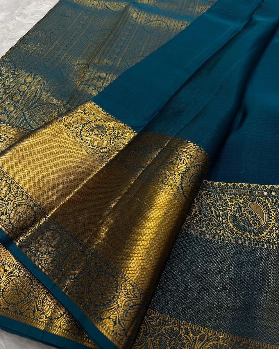 Prominent Rama Soft Banarasi Silk Saree With Excellent Blouse Piece