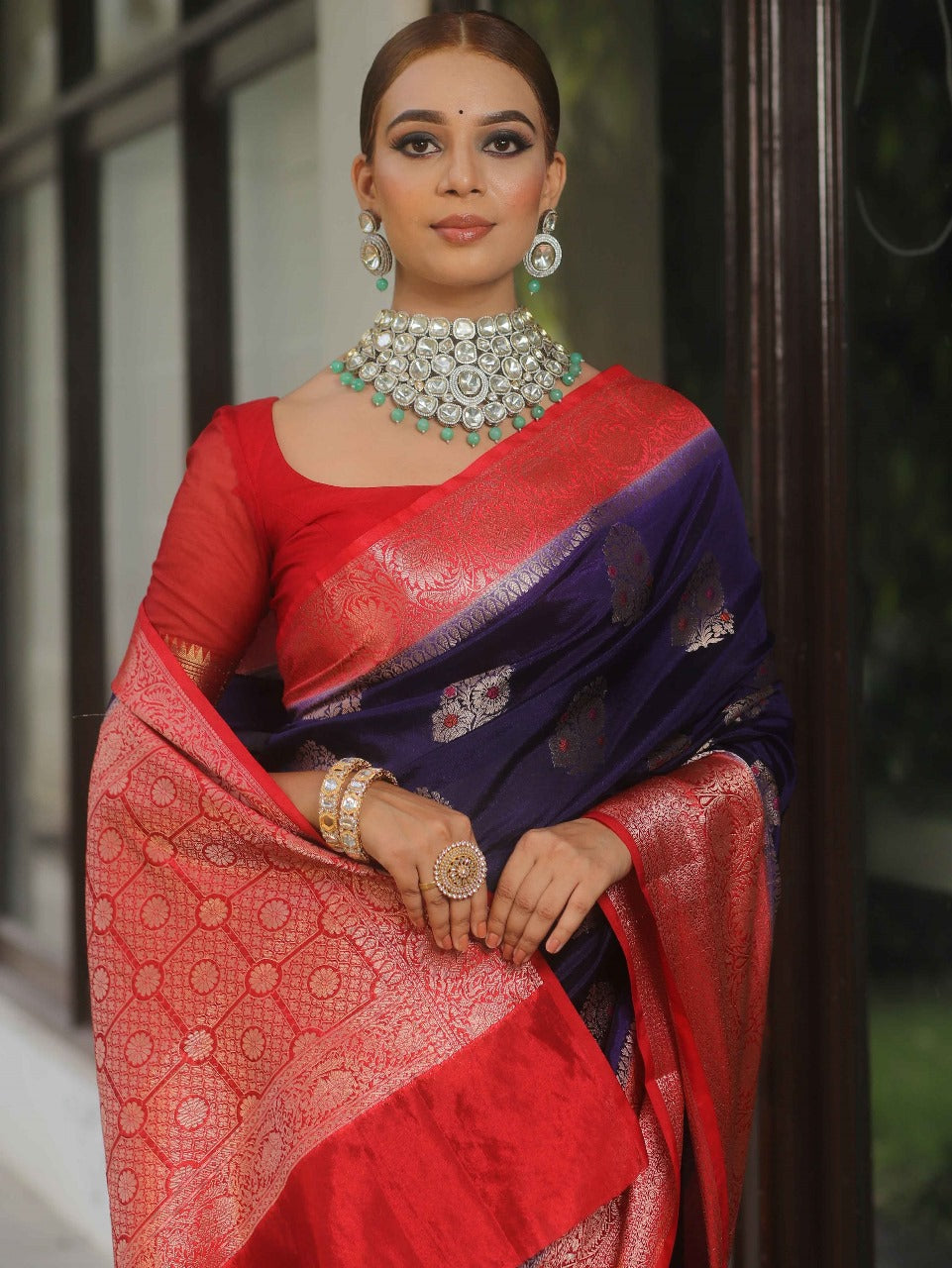 Demure Navy Blue Soft Silk Saree With Confounding Blouse Piece