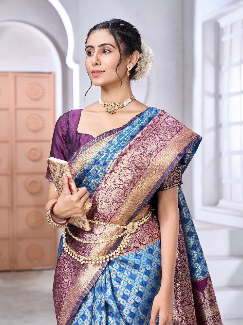 Ineffable Firozi Soft Silk Saree With Smashing Blouse Piece