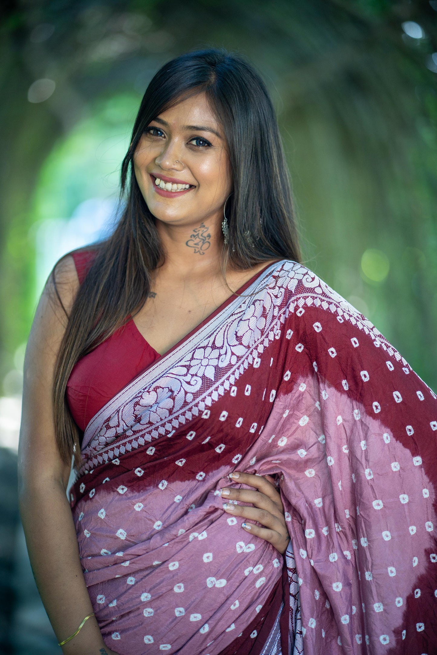 Desirable Peach Dola Silk Saree With Prettiest Blouse Piece