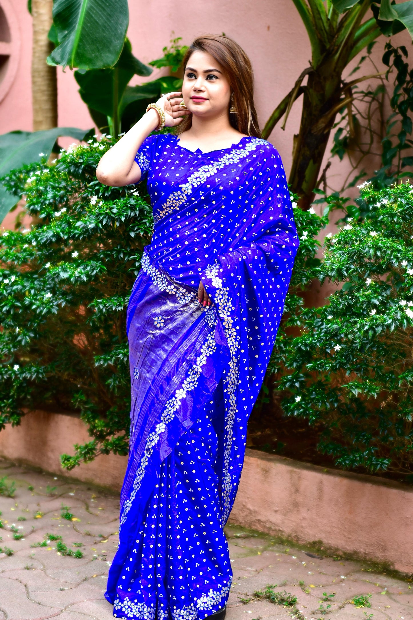 Staggering Royal Blue Dola Silk Saree With Prettiest Blouse Piece