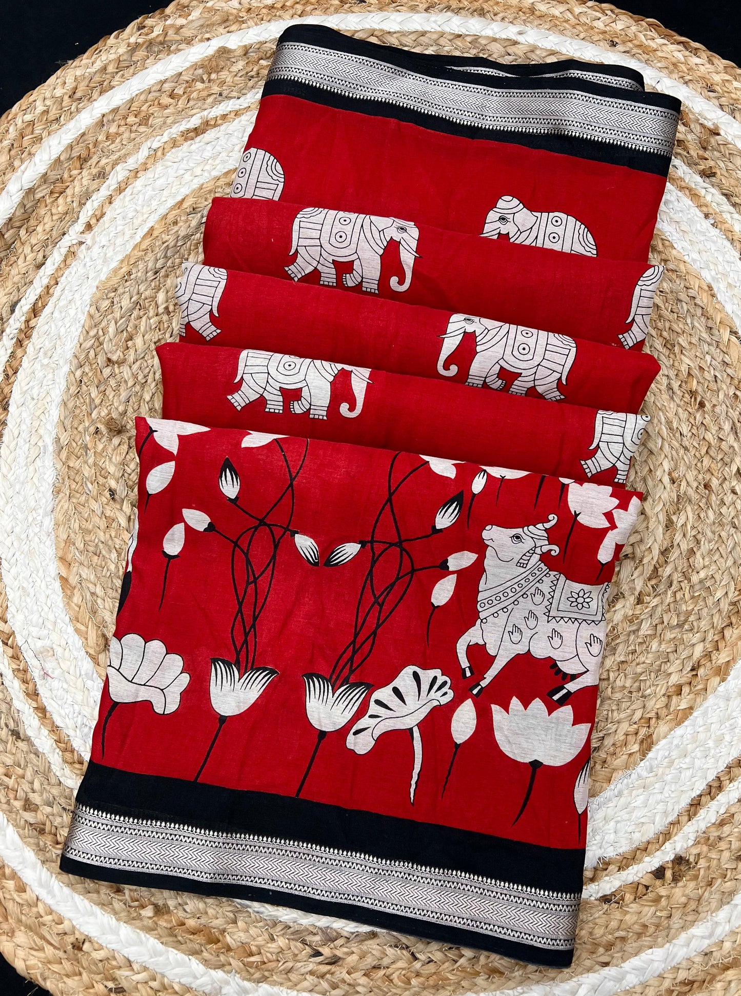 Glowing Red Kalamkari Cotton Saree With Refreshing Blouse Piece