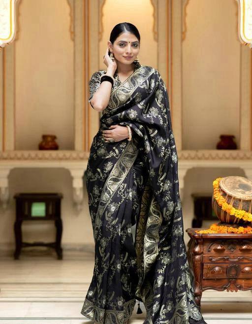 Flameboyant Black Soft Silk Saree With Magnificat Blouse Piece