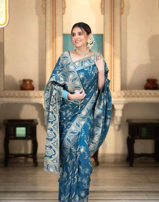 Imaginative Rama Soft Silk Saree With Epiphany Blouse Piece