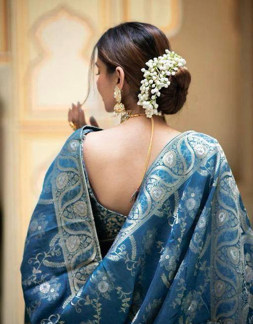 Imaginative Rama Soft Silk Saree With Epiphany Blouse Piece