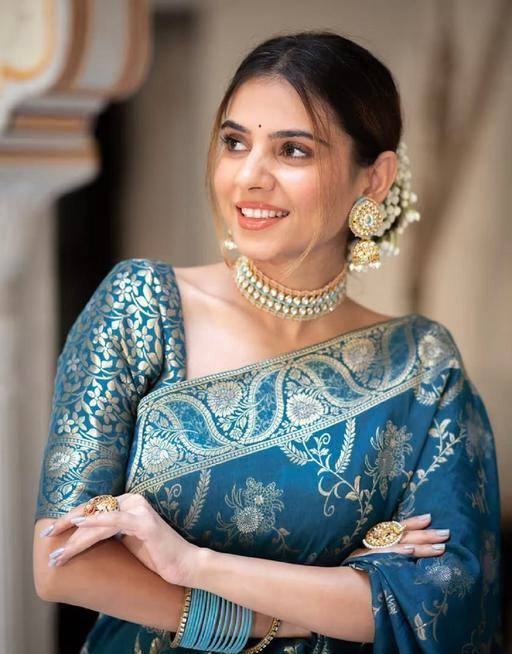 Imaginative Rama Soft Silk Saree With Epiphany Blouse Piece