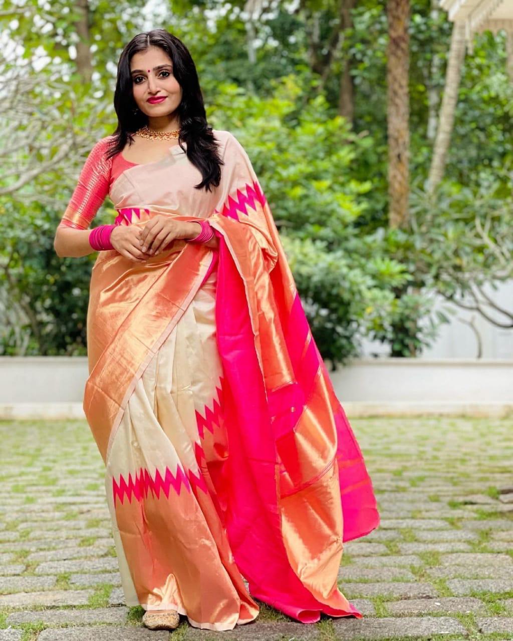 Fantabulous Beige Soft Silk Saree With Snazzy Blouse Piece