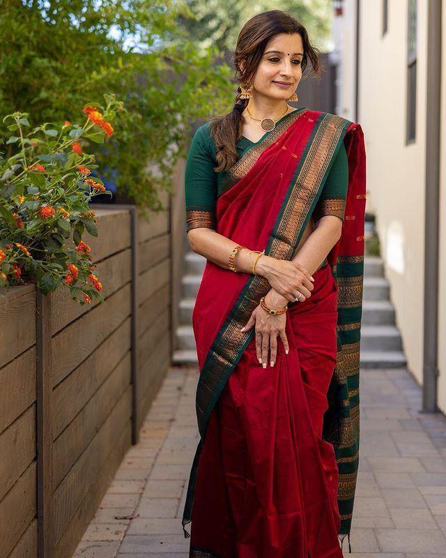 Beautiful Red Soft Silk Saree With Excellent Blouse Piece