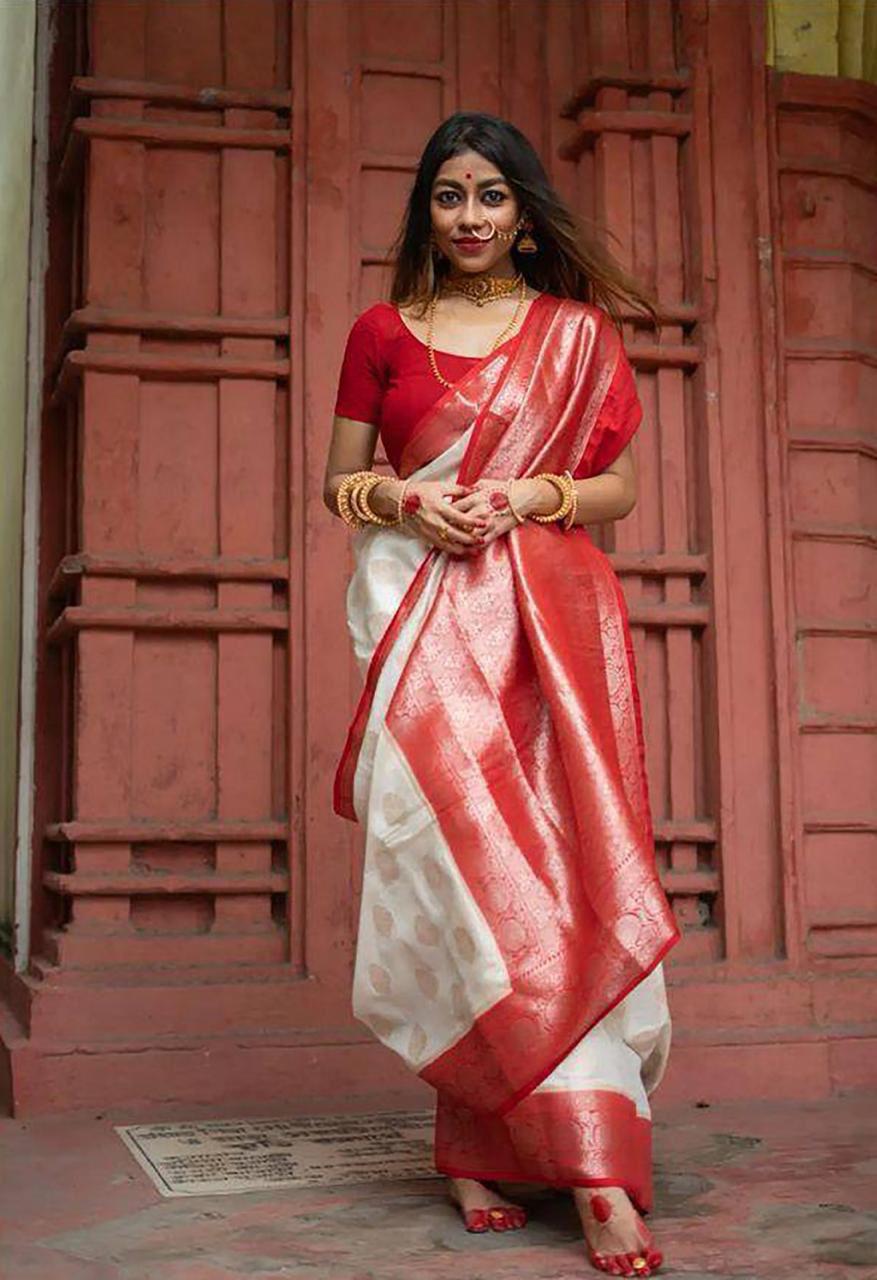 Outstanding Off White Soft Silk Saree With Twirling Blouse Piece