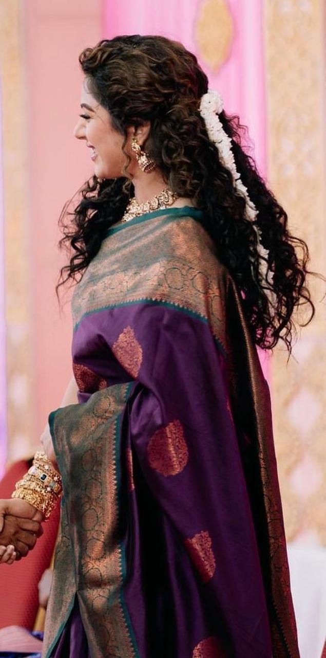 Amazing Purple Soft Silk Saree With Surpassing Blouse Piece