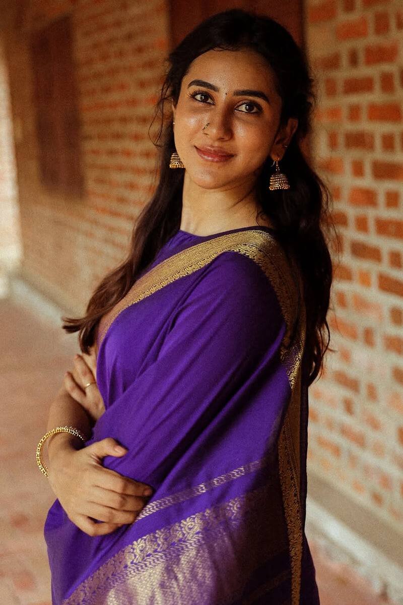 Effulgent Purple Soft Silk Saree With Engaging Blouse Piece 0 Reviews