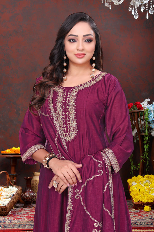 Exquisite Plum Purple Embroidered Suit Set with Dupatta