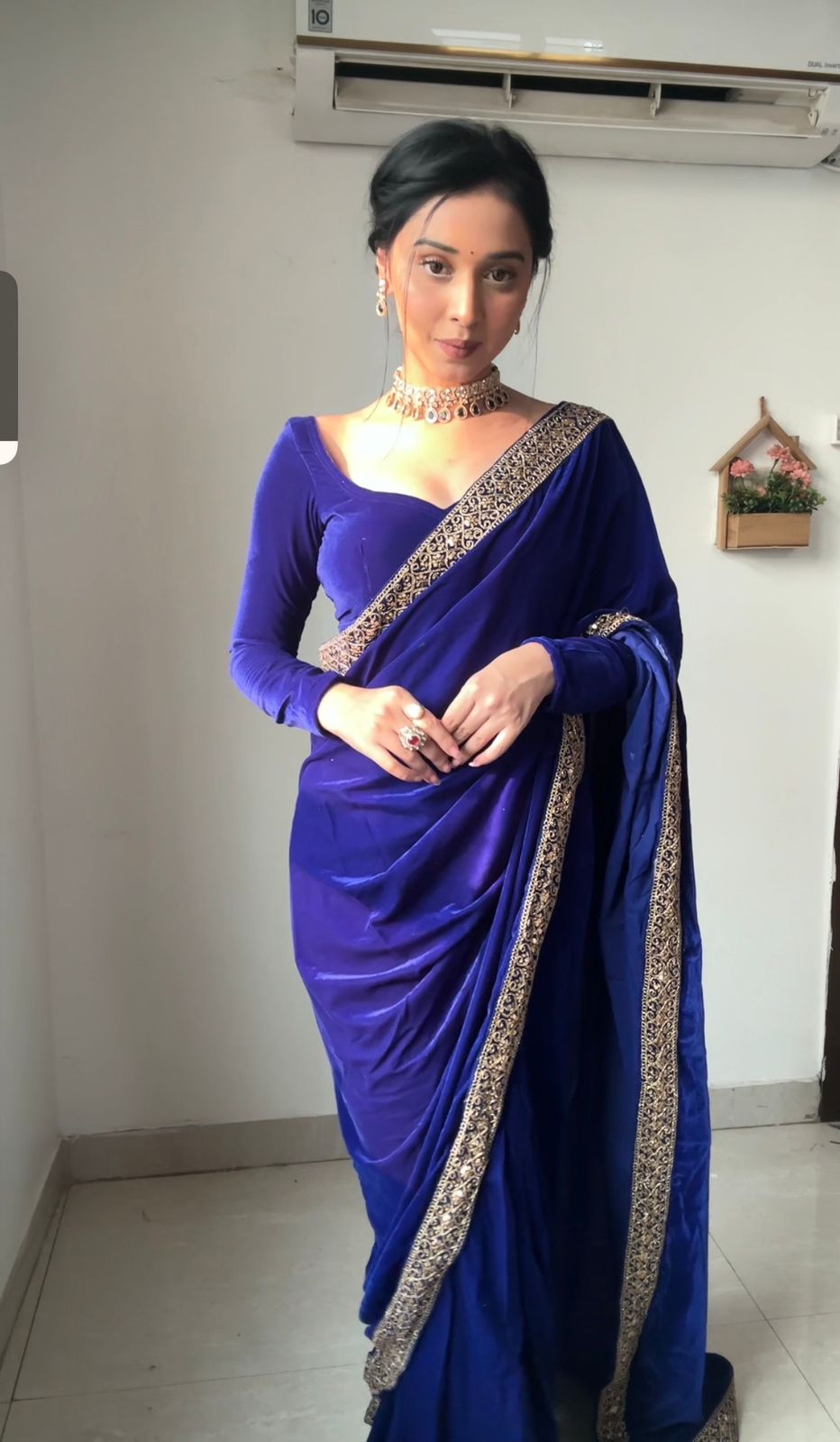 Whimsical Royal Blue 1 Minute Ready To Wear Velvet Saree With Blouse Piece