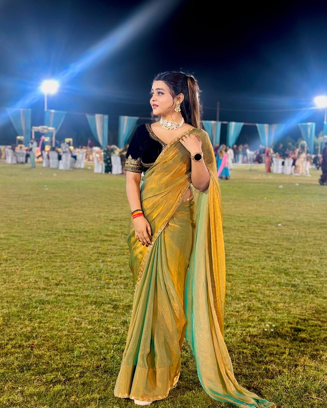 Scintillating Green Fancy Silk Saree With Verdant Blouse Piece