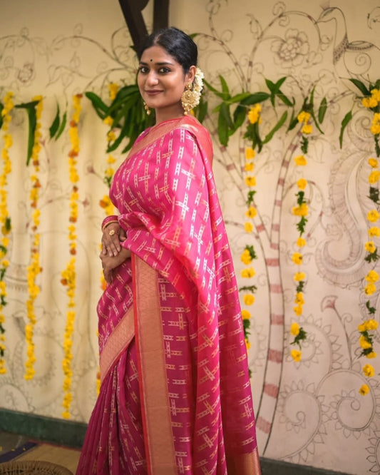 Smashing Dark Pink Soft Silk Saree With Jubilant Blouse Piece
