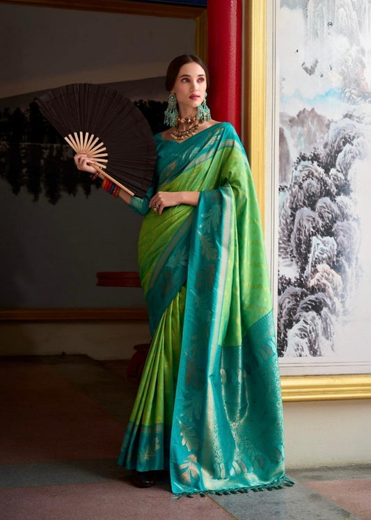 Wonderful Green  Soft Banarasi Silk Saree with Stylish Blouse Piece
