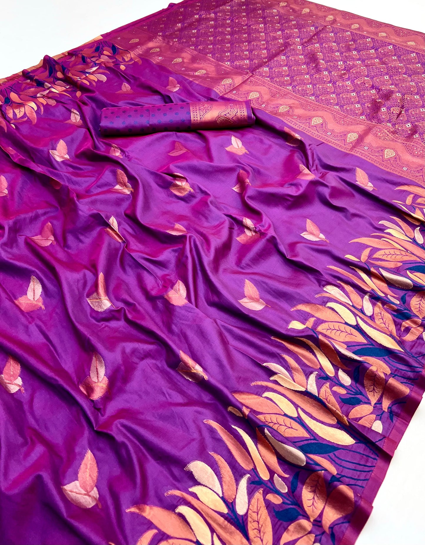 Effervescent Purple Soft Banarasi Silk Saree With Elision Blouse Piece
