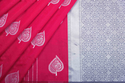 Extraordinary Pink Soft Banarasi Silk Saree With Tempting Blouse Piece