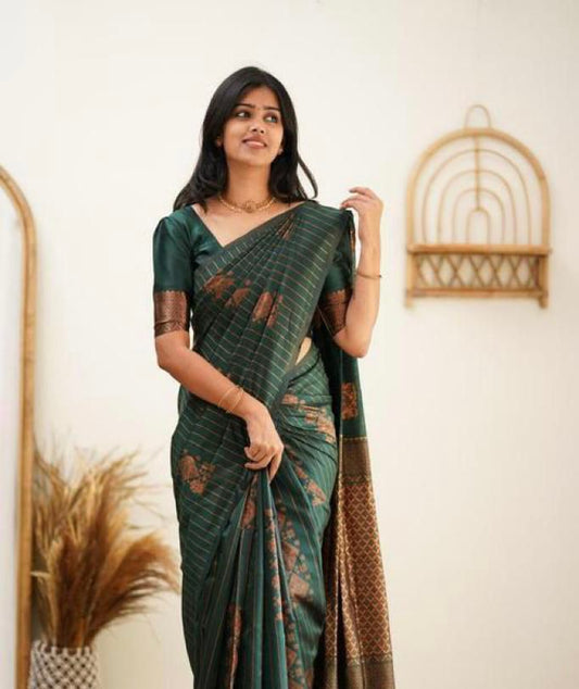 Invaluable Dark Green Soft Banarasi Silk Saree With Desiring Blouse Piece