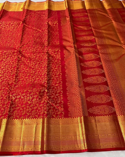 Splendorous Red Soft Banarasi Silk Saree With Opulent Blouse Piece