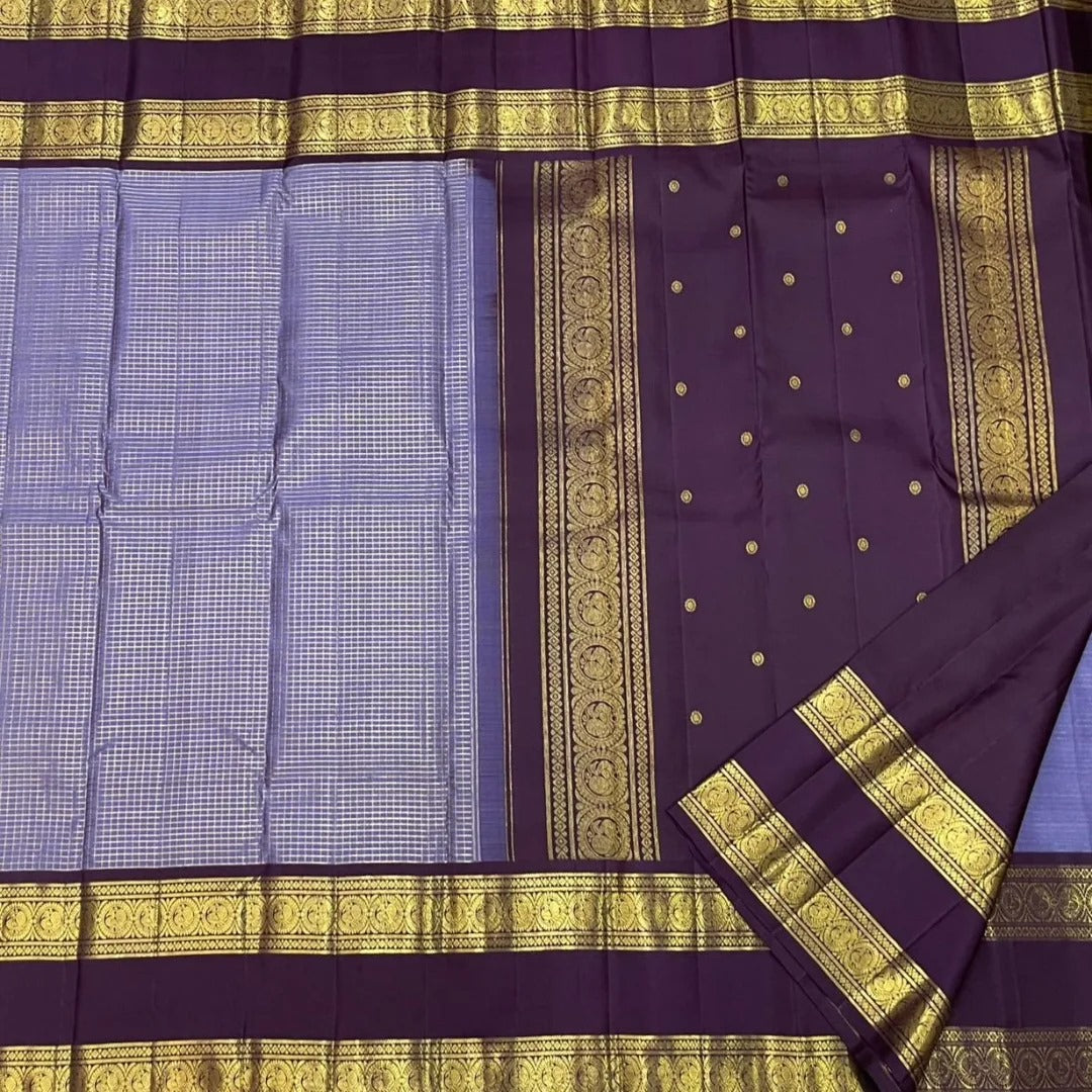 Enticing Lavender Soft Silk Saree With Evocative Blouse Piece