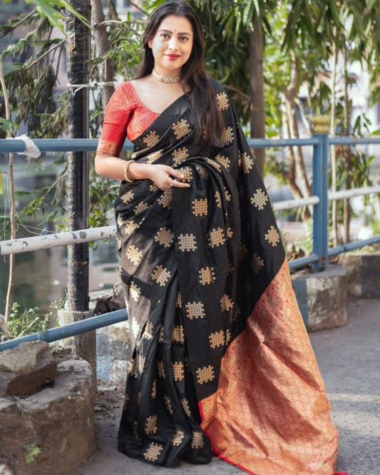 Adorable Black Soft Banarasi Silk Saree With Gratifying Blouse Piece