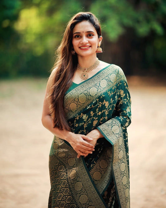 Imbrication Dark Green Soft Silk Saree With Desirable Blouse Piece