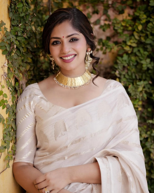 Amazing Off White Soft Banarasi Silk Saree With Marvellous Blouse Pieces