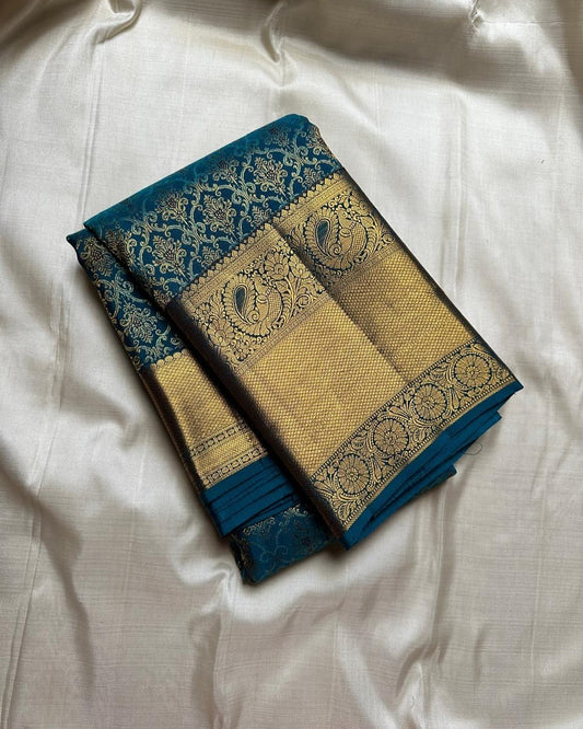 Prominent Rama Soft Banarasi Silk Saree With Excellent Blouse Piece
