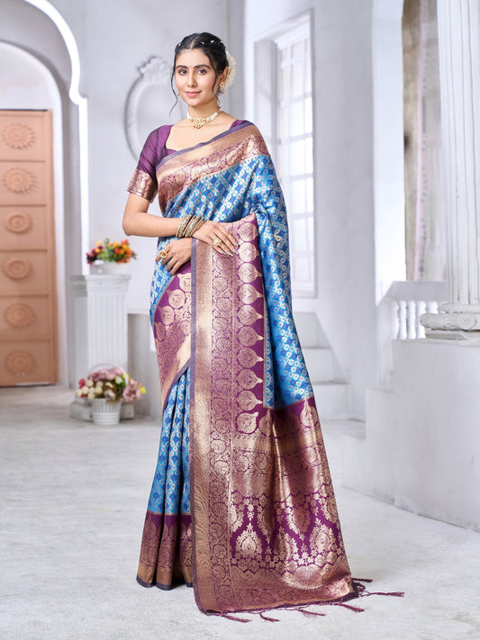 Ineffable Firozi Soft Silk Saree With Smashing Blouse Piece
