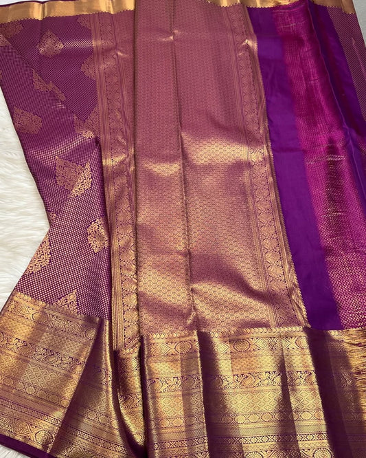 Beautiful Purple Soft Banarasi Silk Saree With Snappy Blouse Piece