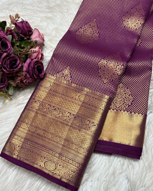 Beautiful Purple Soft Banarasi Silk Saree With Snappy Blouse Piece