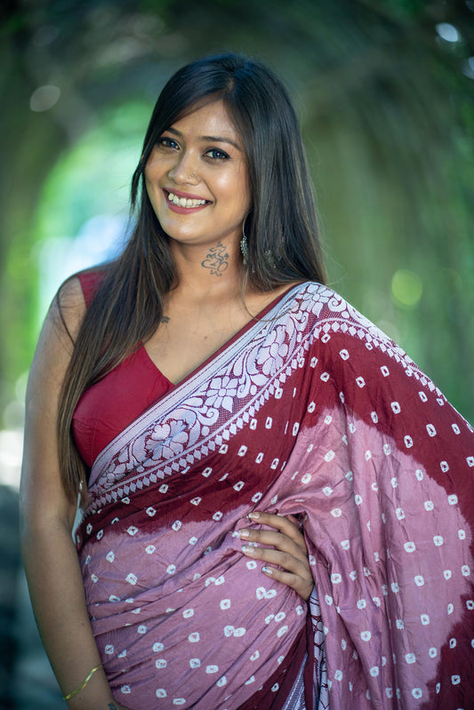 Desirable Peach Dola Silk Saree With Prettiest Blouse Piece
