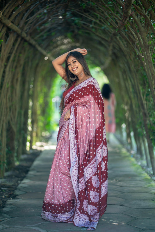 Desirable Peach Dola Silk Saree With Prettiest Blouse Piece
