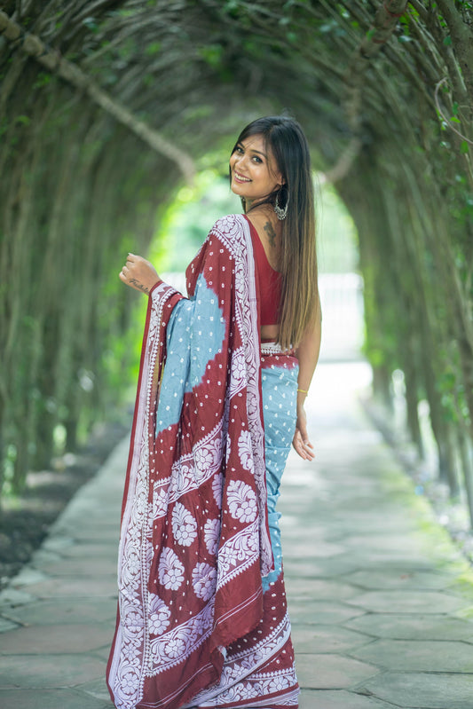 Desirable Sky Dola Silk Saree With Prettiest Blouse Piece