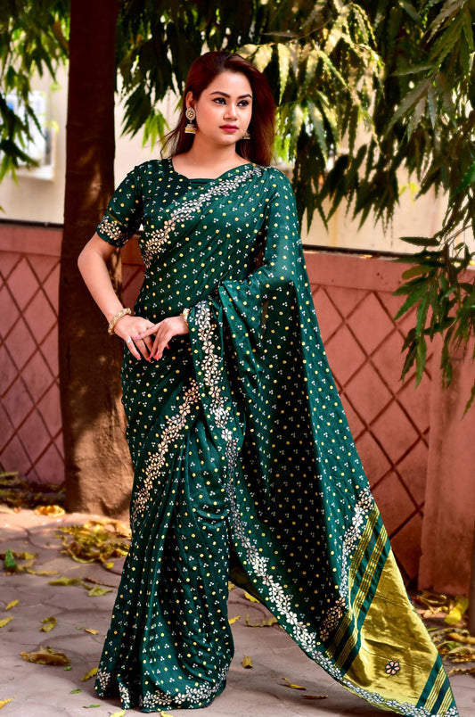 Beautiful Dark Green Dola Silk Saree With Snappy Blouse Piece