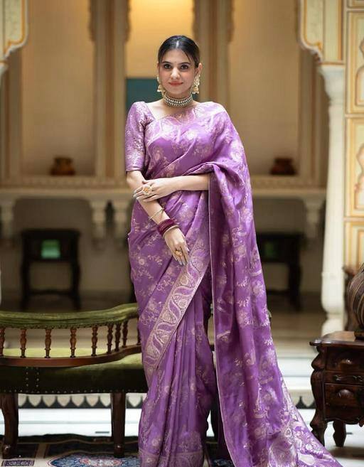 Ratatouille Lavender Soft Silk Saree With Super extravagant Blouse Piece