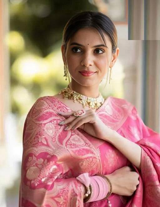 Resplendent Pink Soft Silk Saree With Lustrous Blouse Piece