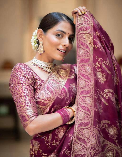 Dissemble Wine Soft Silk Saree With Seraglio Blouse Piece 0 Reviews