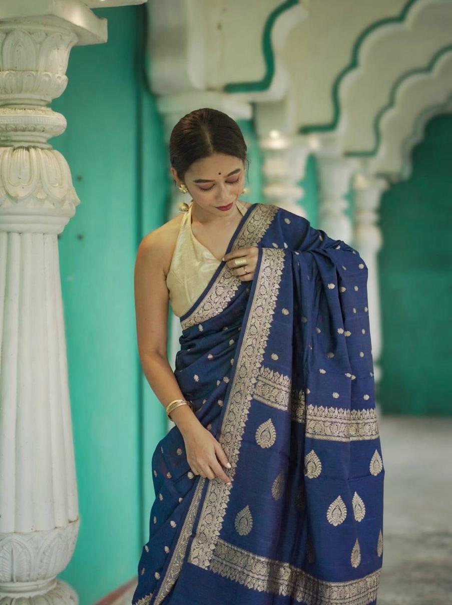 Effulgent Blue Linen Silk Saree With Ravishing Blouse Piece