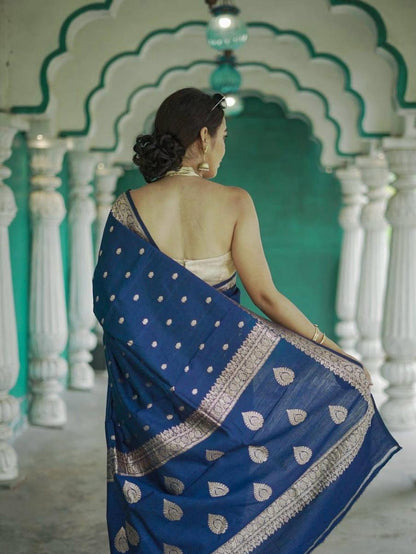 Effulgent Blue Linen Silk Saree With Ravishing Blouse Piece