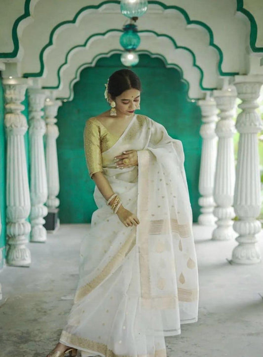 Effulgent Off White Linen Silk Saree With Ravishing Blouse Piece