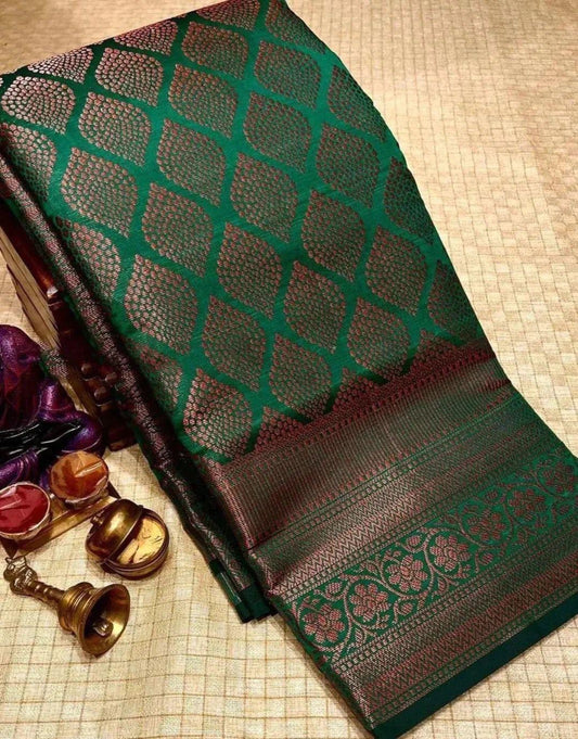 Scintilla Green Soft Silk Saree With Confounding Blouse Piece