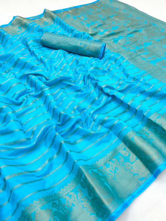 Effervescent Firozi Georgette Saree With Elegant Blouse Piece
