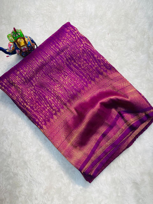 Outstanding Purple Soft Silk Saree With Classic Blouse Piece