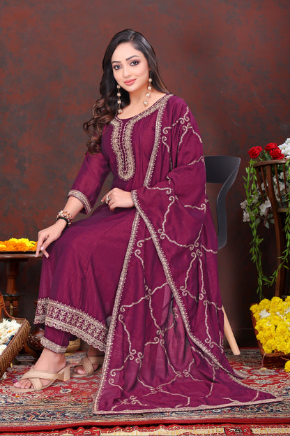 Exquisite Plum Purple Embroidered Suit Set with Dupatta